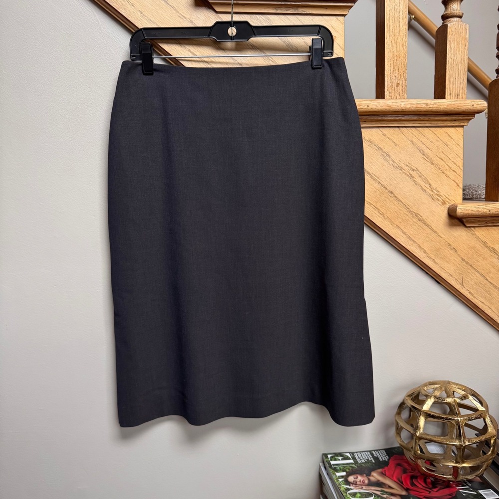 Banana Republic Stretch Wool Pencil Skirt Dark Gray Made in Italy Size 8 Preppy